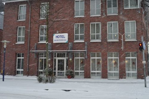 Hotel Zum Deutschen Eck Meerbusch Exterior foto